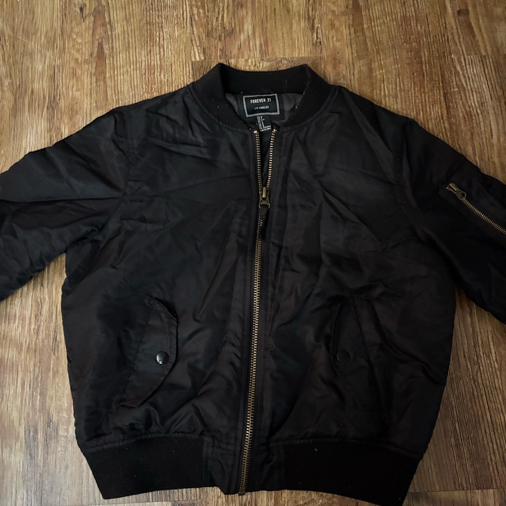 women’s forever 21 women's black bomber jacket size s
